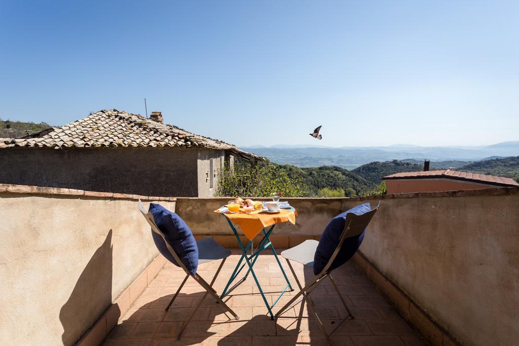 Gasthaus Torre Valbiancara Montebagnolo Exterior foto